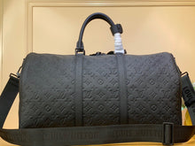 Load image into Gallery viewer, LOUIS KEEPALL BANDOULIERE 50 EMBOSSED MONOGRAM SHADOW LEATHER (BLACK)