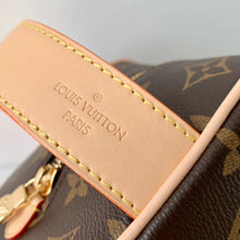 Load image into Gallery viewer, LOUIS LOCKER DOPP KIT (MONOGRAM)