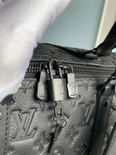 Load image into Gallery viewer, LOUIS KEEPALL BANDOULIERE 50 EMBOSSED MONOGRAM TAURILLION (BLACK)