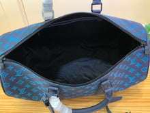 Load image into Gallery viewer, LOUIS KEEPALL BANDOULIERE 50 MONOGRAM (RIVER BLUE)