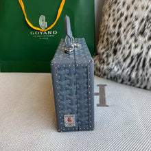 Load image into Gallery viewer, GRAND HOTÊL TRUNK (GREY)