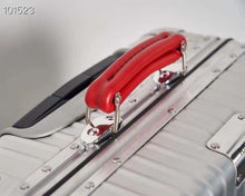 Load image into Gallery viewer, CLASSIC CABIN 36L SILVER (RED HANDLE)