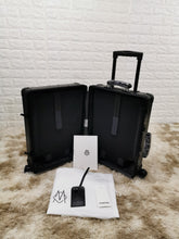 Load image into Gallery viewer, CLASSIC CABIN 36L (BLACK)