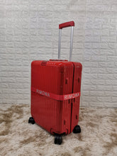 Load image into Gallery viewer, ESSENTIAL CABIN 36L (GLOSS RADIANT RED)