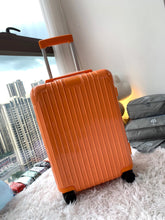 Load image into Gallery viewer, ESSENTIAL CABIN 36L (GLOSS ORANGE)
