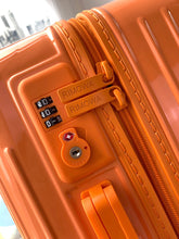 Load image into Gallery viewer, ESSENTIAL CABIN 36L (GLOSS ORANGE)