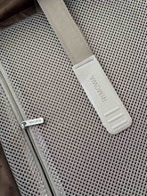 Load image into Gallery viewer, ESSENTIAL CABIN 36L (GLOSS MINT GREEN)