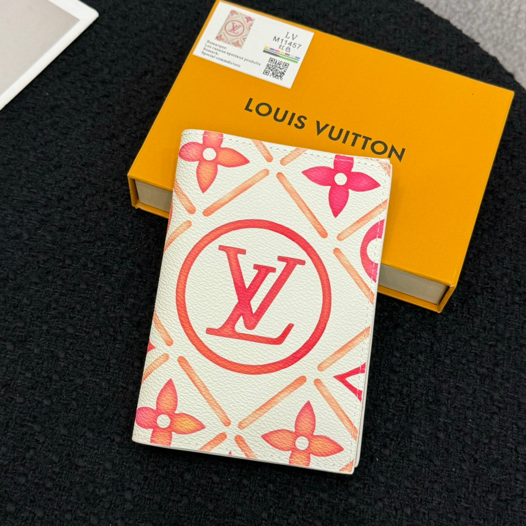 LOUIS BY THE POOL PASSPORT HOLDER (PINK)