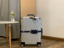 Load image into Gallery viewer, RIMOWA X FENDI 36L (SILVER)