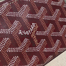 Load image into Gallery viewer, SENAT NANO KEY POUCH (BURGUNDY)