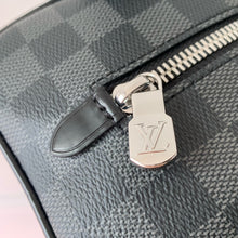 Load image into Gallery viewer, LOUIS DOPP KIT (BLACK CHECKERED)