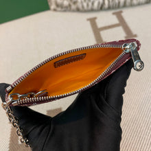 Load image into Gallery viewer, SENAT NANO KEY POUCH (BURGUNDY)