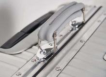 Load image into Gallery viewer, CLASSIC CABIN 36L SILVER (GREY HANDLE)