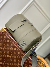 Load image into Gallery viewer, LOUIS CITY KEEPALL 27 (KHAKI)