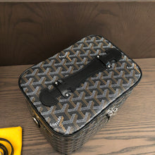 Load image into Gallery viewer, MUSE VANITY CASE (BLACK)