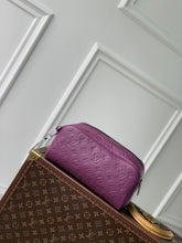 Load image into Gallery viewer, LOUIS DOPP KIT (PURPLE)