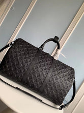 Load image into Gallery viewer, LOUIS KEEPALL BANDOULIERE 50 EMBOSSED MONOGRAM TAURILLION (BLACK)