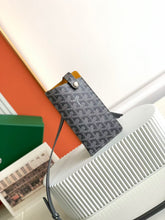 Load image into Gallery viewer, MONTMARTRE PM GLASSES CASE (GREY)