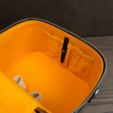 Load image into Gallery viewer, MUSE VANITY CASE (BLACK)