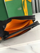 Load image into Gallery viewer, JOUVENCE MM TOILETRY BAG (BLACK)