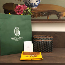 Load image into Gallery viewer, MUSE VANITY CASE (BLACK TAN)