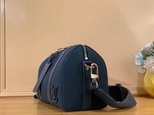 Load image into Gallery viewer, LOUIS CITY KEEPALL 27 (NAVY BLUE)