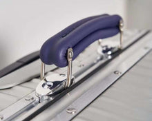 Load image into Gallery viewer, CLASSIC CABIN 36L SILVER (NAVY HANDLE)