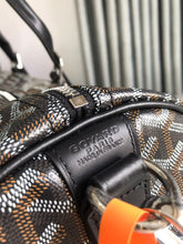 Load image into Gallery viewer, BOSTON 45 BAG (BLACK)