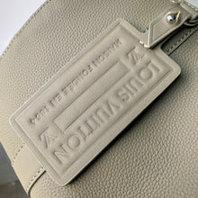 Load image into Gallery viewer, LOUIS CITY KEEPALL 27 (KHAKI)