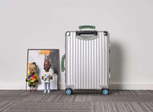 Load image into Gallery viewer, CLASSIC CABIN 36L SILVER (GREEN HANDLE)
