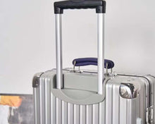 Load image into Gallery viewer, CLASSIC CABIN 36L SILVER (NAVY HANDLE)