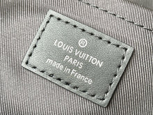 Load image into Gallery viewer, LOUIS KEEPALL BANDOULIERE 25 MONOGRAM (BLACK)