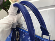 Load image into Gallery viewer, LOUIS KEEPALL BANDOULIERE 55 MONOGRAM (BLUE CLOUD)