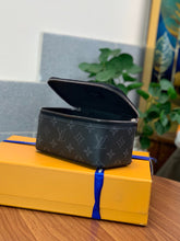 Load image into Gallery viewer, LOUIS TRIO PACKING CUBE MONOGRAM CANVAS (ECLIPSE)