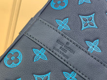 Load image into Gallery viewer, LOUIS KEEPALL BANDOULIERE 50 MONOGRAM (RIVER BLUE)