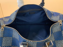 Load image into Gallery viewer, LOUIS KEEPALL BANDOULIERE 50 (CHECKERED BLUE)