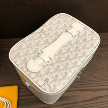 Load image into Gallery viewer, MUSE VANITY CASE (WHITE)