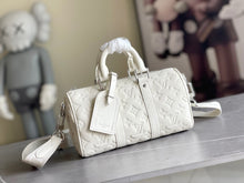 Load image into Gallery viewer, LOUIS KEEPALL BANDOULIÈRE 25 (WHITE)