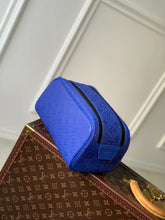 Load image into Gallery viewer, LOUIS DOPP KIT (ELECTRIC BLUE)