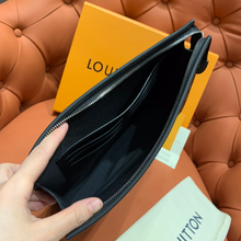 Load image into Gallery viewer, LOUIS CHECKERED POUCH (BLACK)