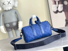 Load image into Gallery viewer, LOUIS KEEPALL BANDOULIÈRE 25 (BLUE)