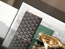 Load image into Gallery viewer, GRENELLE PASSPORT HOLDER (BLACK TAN)