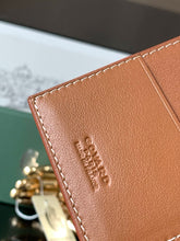 Load image into Gallery viewer, GRENELLE PASSPORT HOLDER (BLACK TAN)