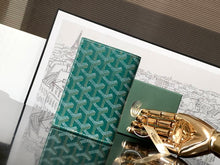 Load image into Gallery viewer, GRENELLE PASSPORT HOLDER (GREEN)