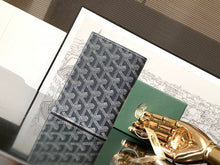 Load image into Gallery viewer, GRENELLE PASSPORT HOLDER (GREY)