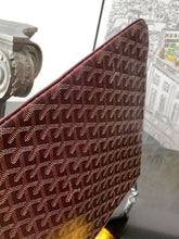 Load image into Gallery viewer, SENAT GM POUCH (BURGUNDY)