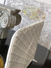 Load image into Gallery viewer, SENAT MM POUCH (WHITE)