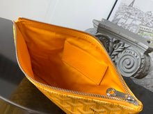 Load image into Gallery viewer, SENAT MM POUCH (YELLOW)