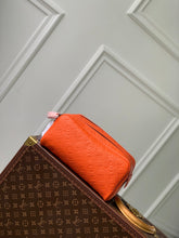 Load image into Gallery viewer, LOUIS DOPP KIT (TANGERINE)