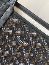 Load image into Gallery viewer, CHIEN GRIS PET BAG (BLACK)